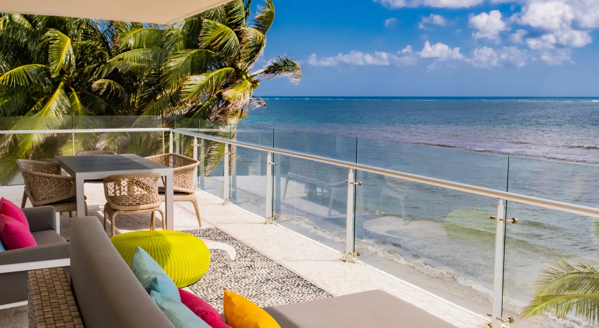 Corner Suite Ocean Front
