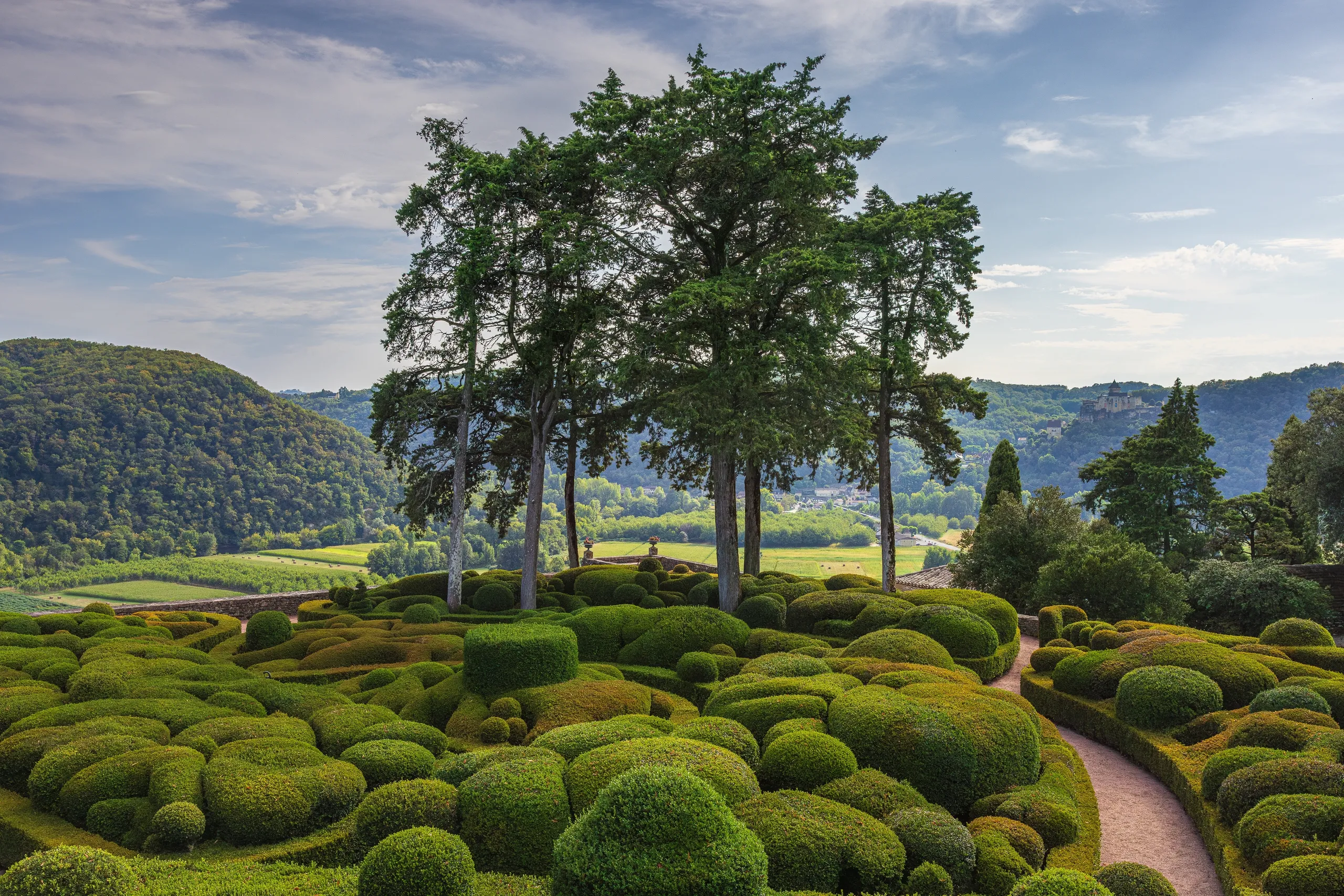 Domme, Castelnaud & the Gardens of Marqueyssac