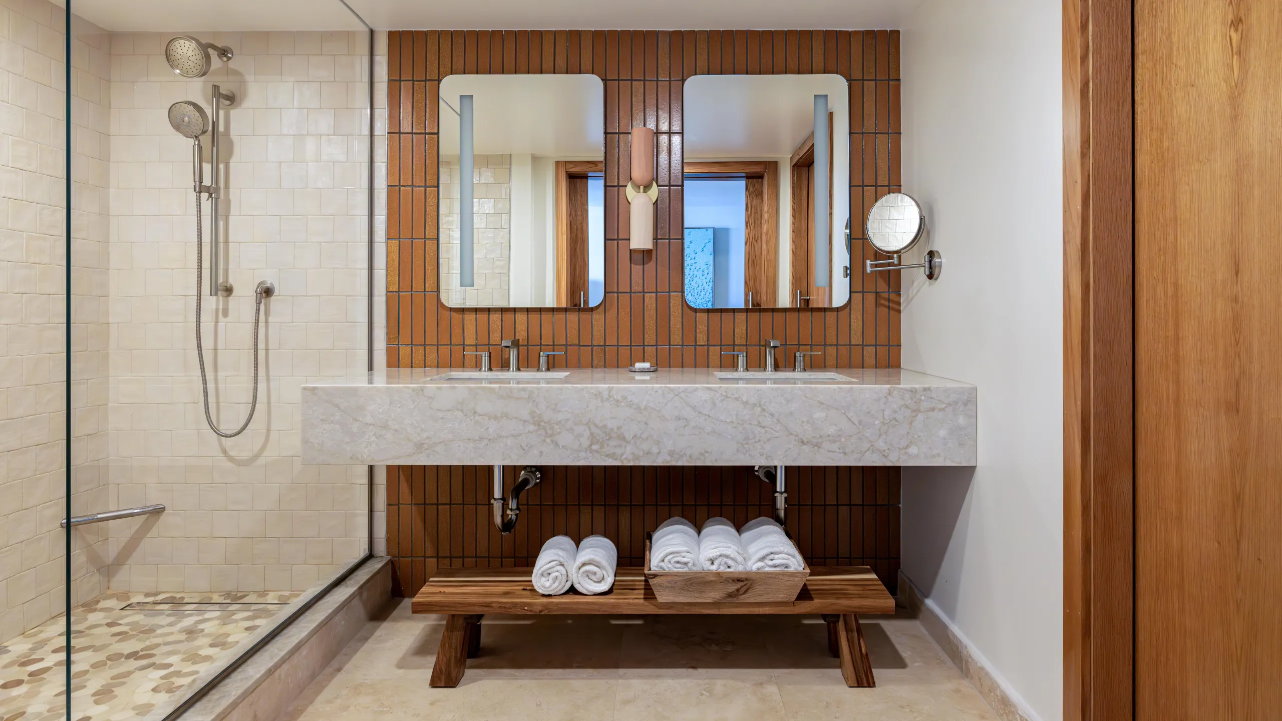 Deluxe Guest Room