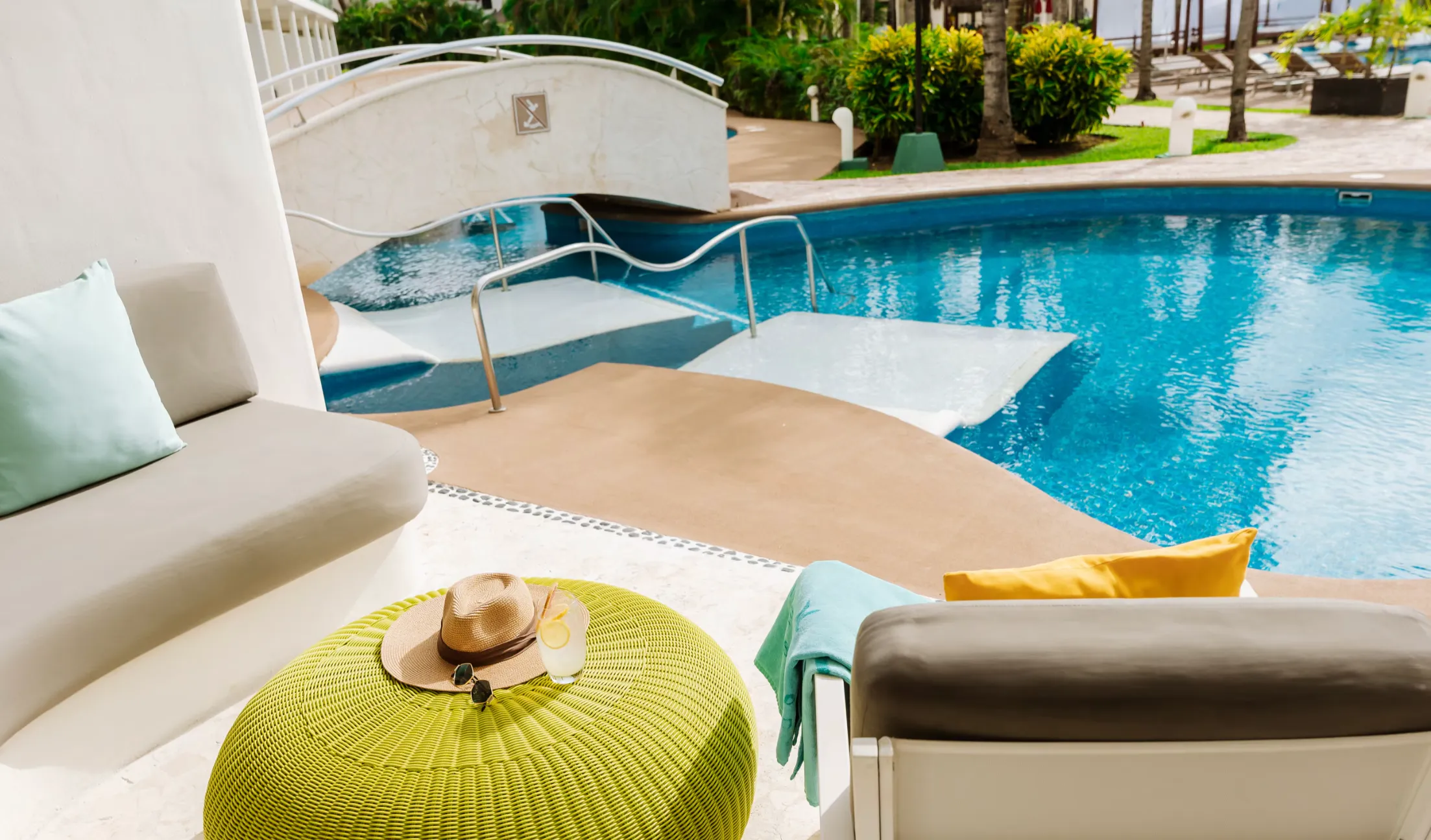Premium Swim Up