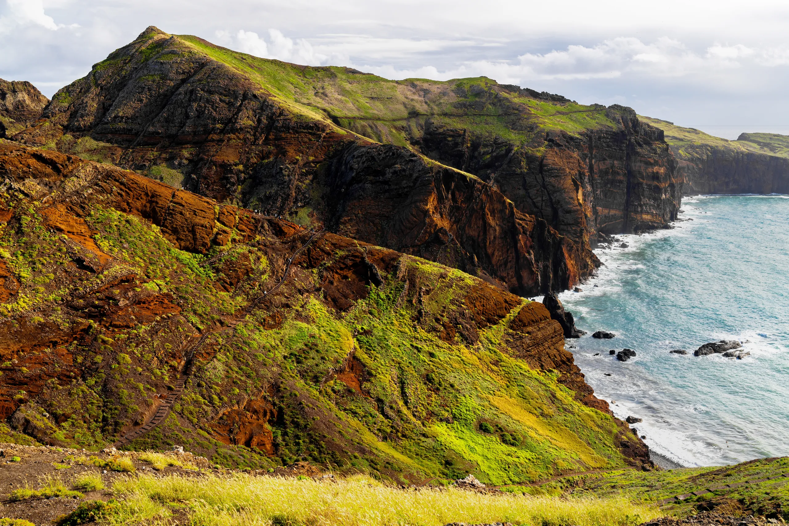 Volcanic Trails & the Sea