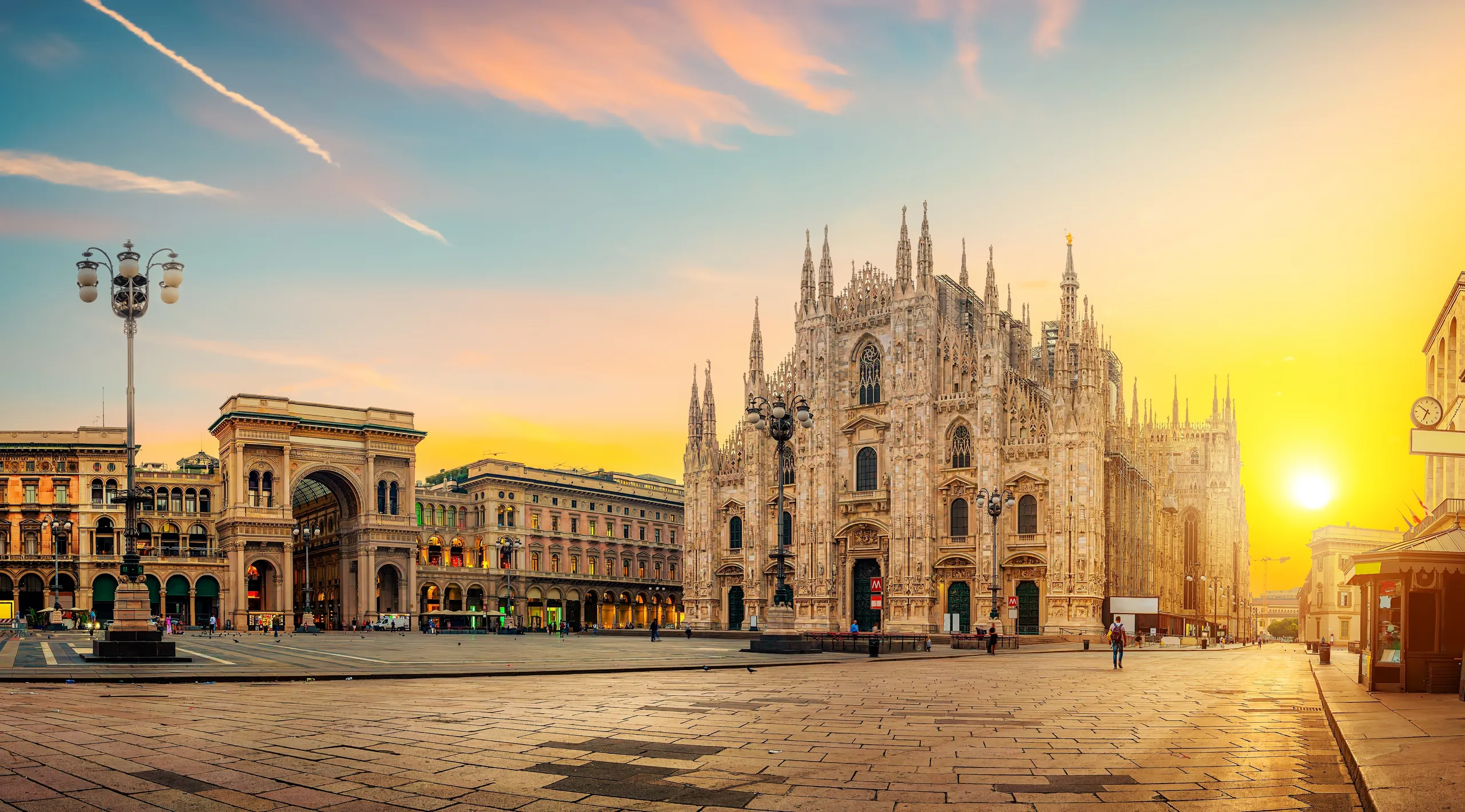 Milan: City Tour & Aperitivo