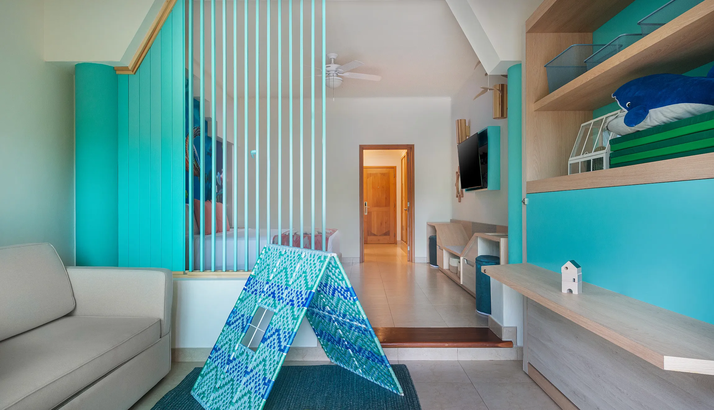 One Bedroom Family Near Pool